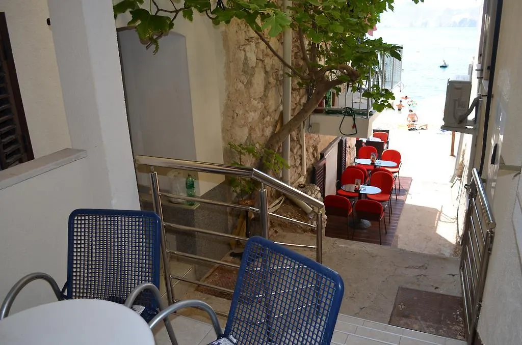 Apartment Sandi Baška